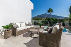Villa in Neu-Andalusien - RV43556 Villa León