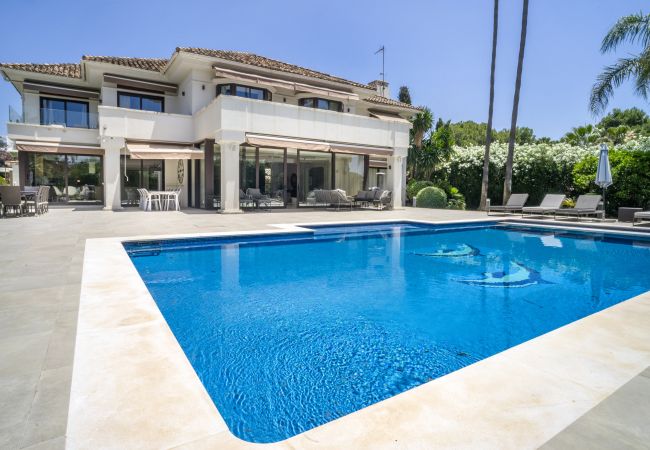 Villa en Nueva andalucia - RV53050 Villa Viena