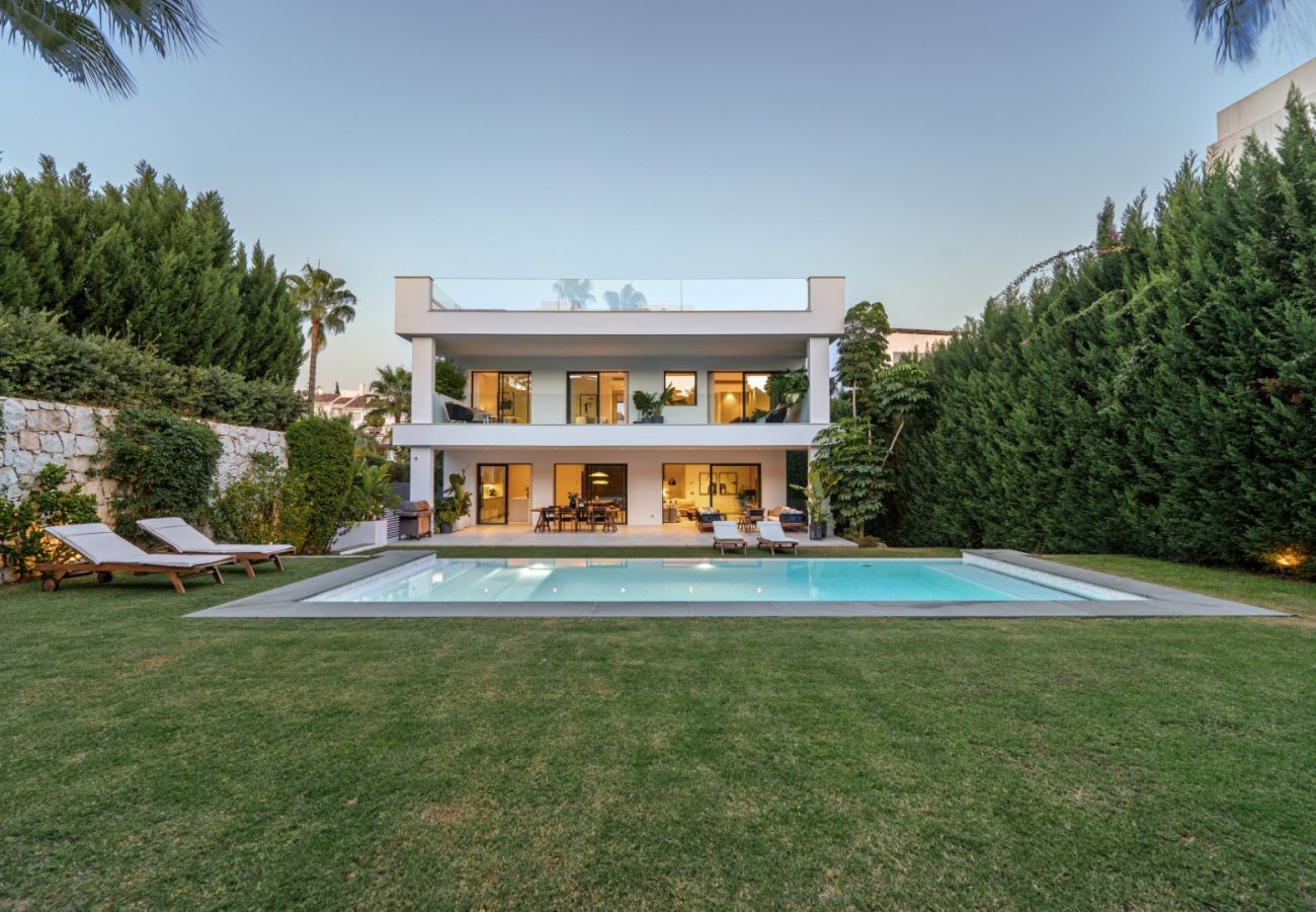 Villa en Nueva andalucia - RV53717 Villa Gardenias