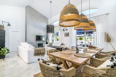 Apartment in San Pedro de Alcántara - RA33624 La Rada